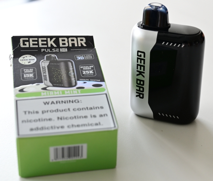 Geek Bar 電子タバコの魅力と革新